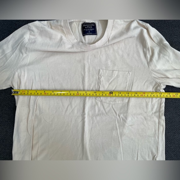 Men’s Abercrombie & Fitch tan long sleeve shirt - Picture 3 of 3